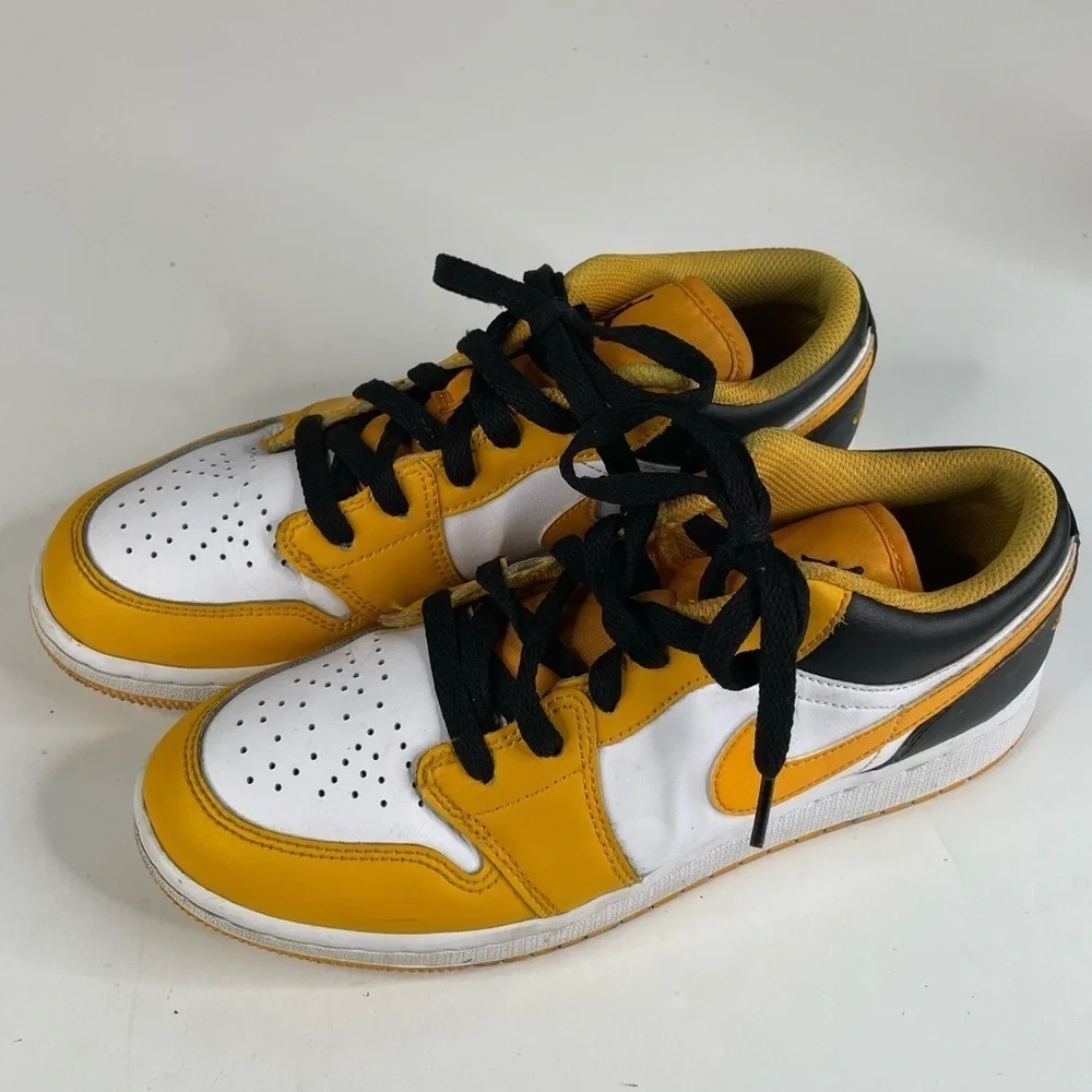 Nike Air Jordan 1 Low Taxi Steelers Yellow Black White‎ 553560-701 Size 6.5Y